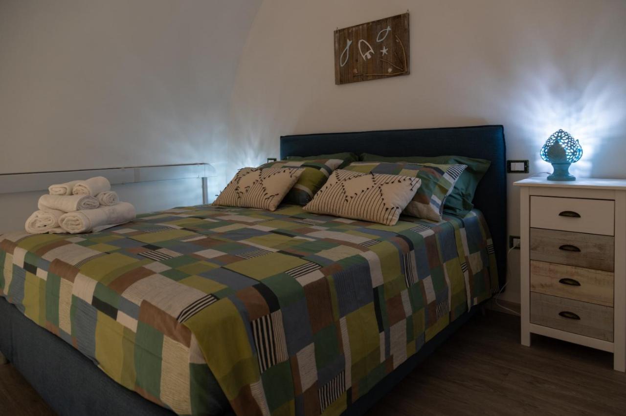 Bed and breakfast Il Casale Di Punta Prosciutto Extérieur photo